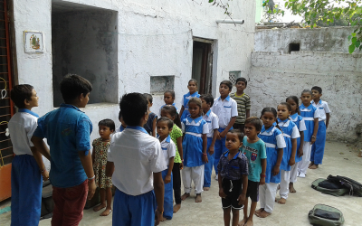 Kids Singing National Song